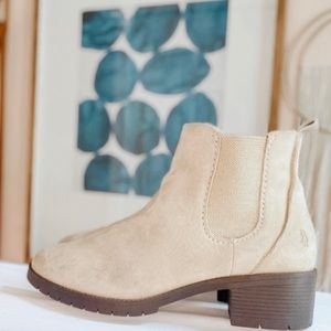 Hush puppies ankle boots